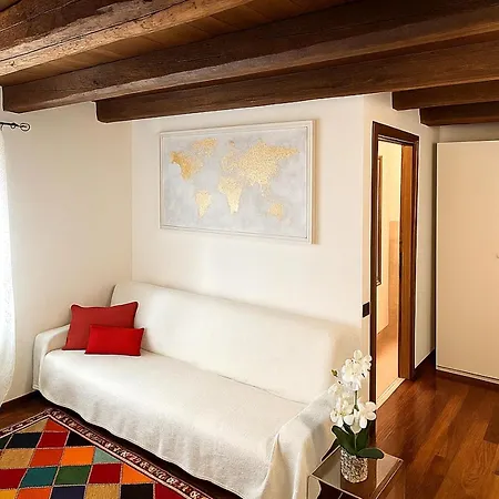 Enzo House Holiday home