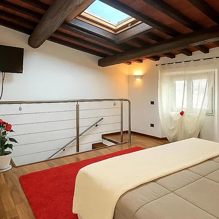 Enzo House * Verona
