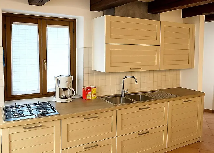 Enzo House بيت للعطل *